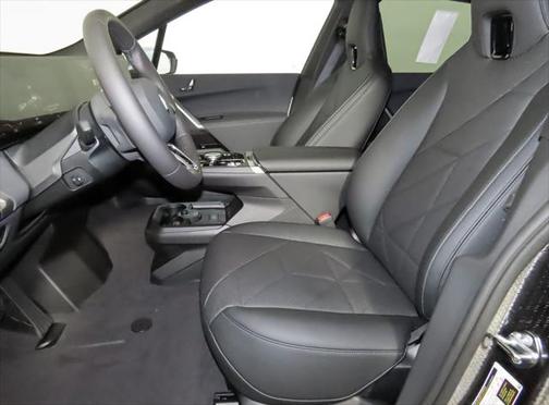 2025 BMW iX xDrive50