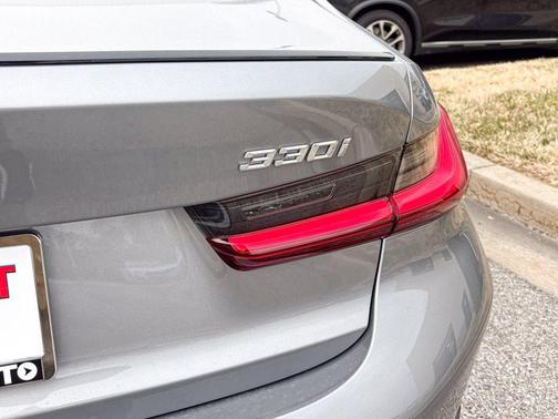 2026 BMW 330 xDrive NA