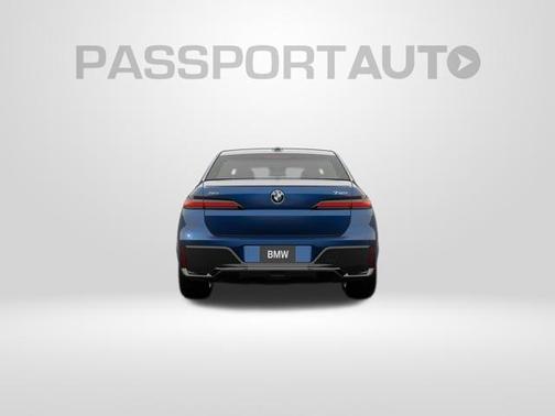 Tanzanite Blue II Metallic 2026 BMW 740 xDrive