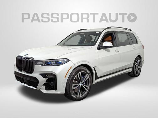 2021 BMW X7 M50i