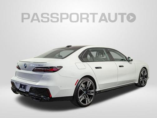 2023 BMW 760 i xDrive