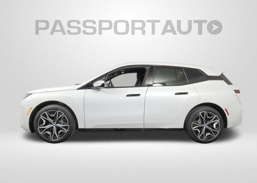2026 BMW iX xDrive45