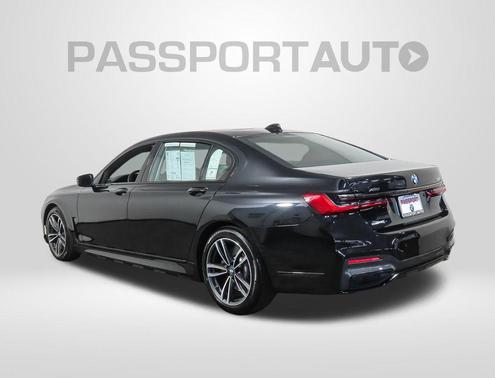 2022 BMW 750 i xDrive