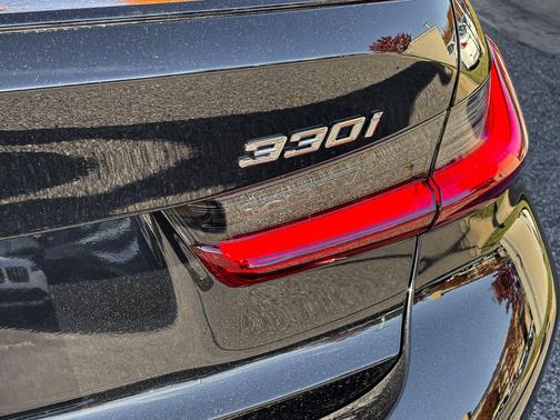 2026 BMW 330 i xDrive