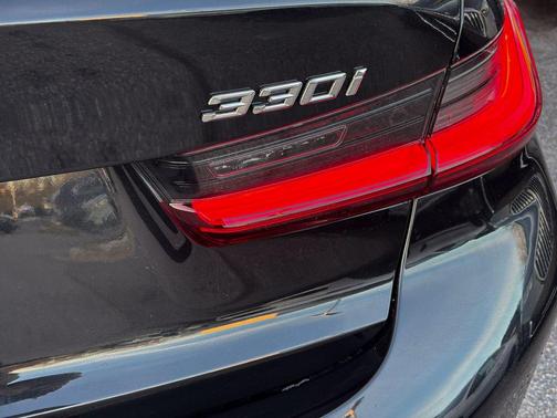 2026 BMW 330 i xDrive