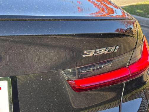 2026 BMW 330 i xDrive