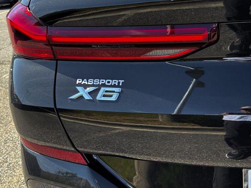 Black Sapphire Metallic 2027 BMW X6 xDrive40i