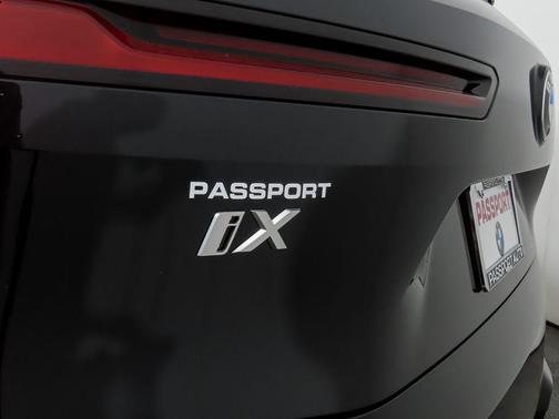 2026 BMW iX xDrive45