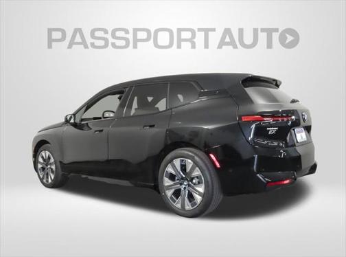 2026 BMW iX xDrive60
