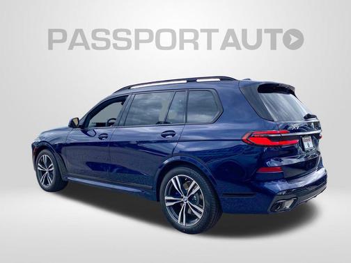Tanzanite Blue II Metallic 2027 BMW X7 xDrive40i