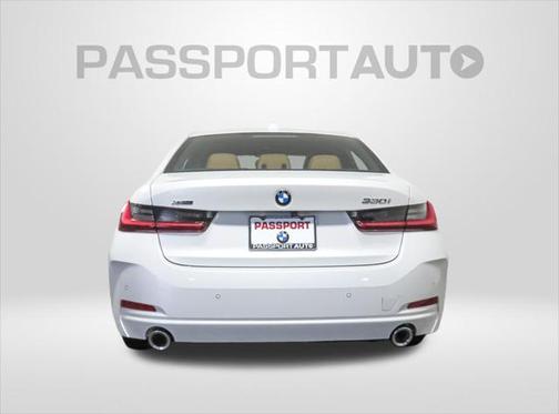 2025 BMW 330 i xDrive