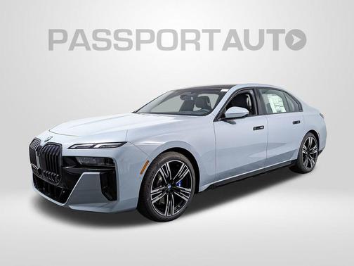 2026 BMW 740 i xDrive