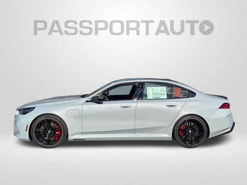 2026 BMW M5 Base