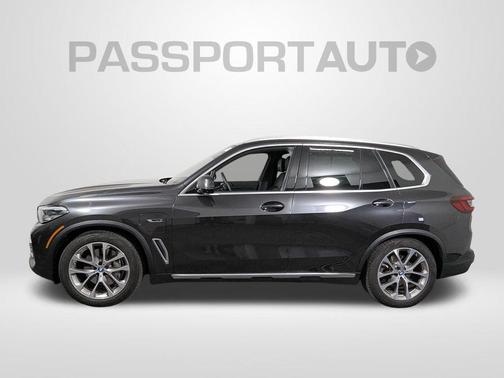 Dark Graphite Metallic 2022 BMW X5 PHEV xDrive45e