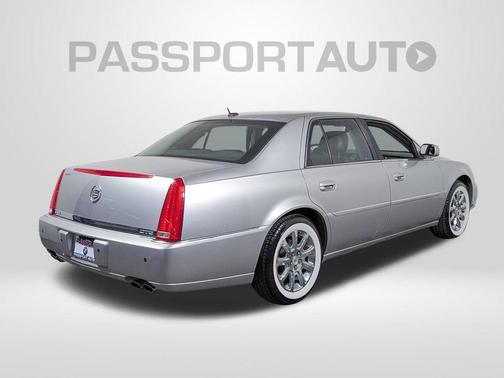 2008 Cadillac DTS Base