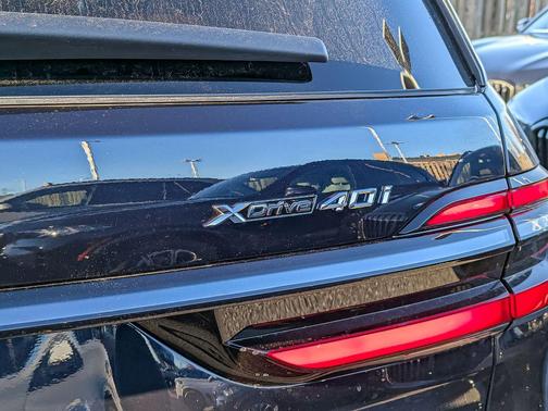 2026 BMW X7 xDrive40i