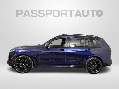2023 BMW X7 M60i