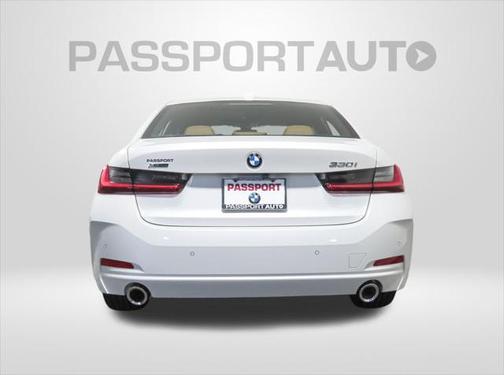 2025 BMW 330 i xDrive