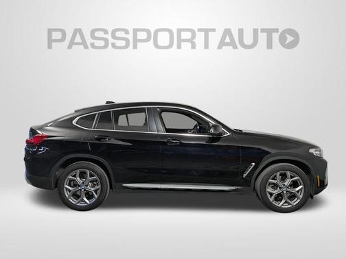 2023 BMW X4 xDrive30i