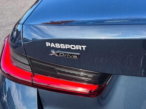 2026 BMW 330 xDrive NA