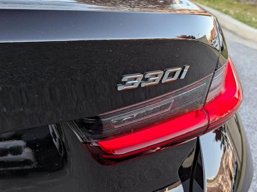 2026 BMW 330 xDrive NA