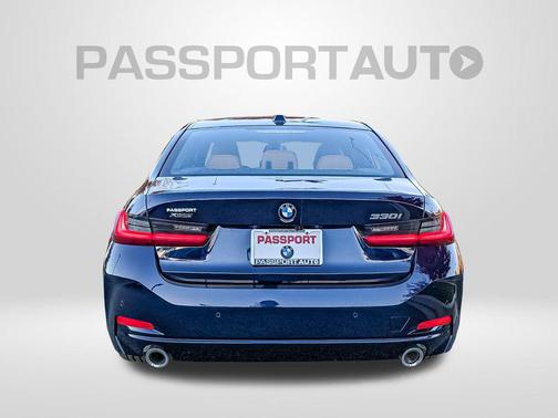 2026 BMW 330 i xDrive