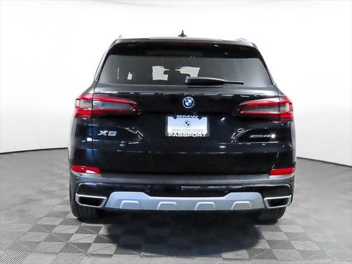 2022 BMW X5 PHEV xDrive45e
