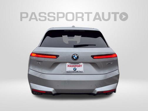 2026 BMW iX xDrive45