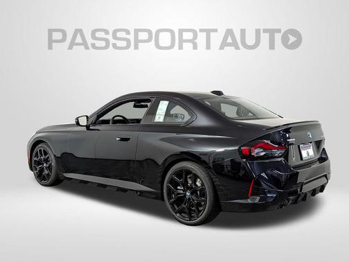 2025 BMW 230 i xDrive