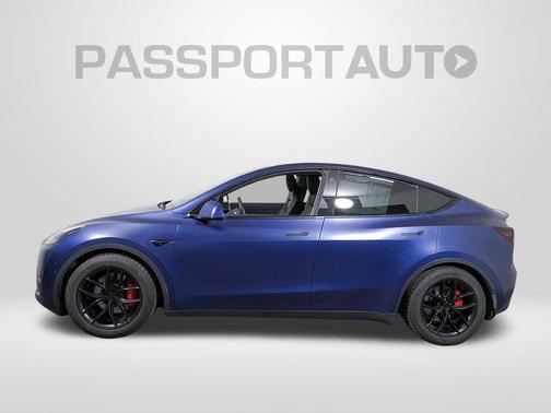 Solid Black 2022 Tesla Model Y Performance Dual Motor All-Wheel Drive