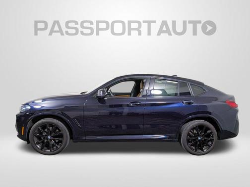 Carbon Black Metallic 2023 BMW X4 xDrive30i