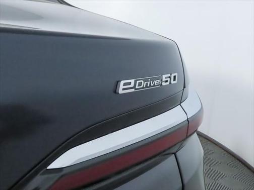 2025 BMW i7 eDrive50