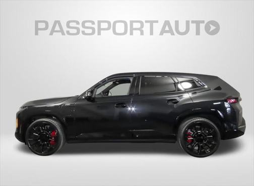 2025 BMW XM Base