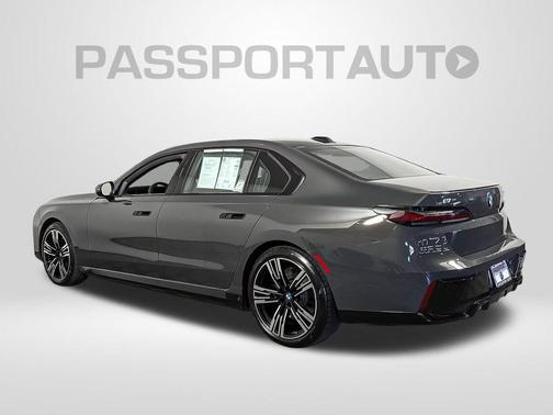 2025 BMW i7 xDrive60