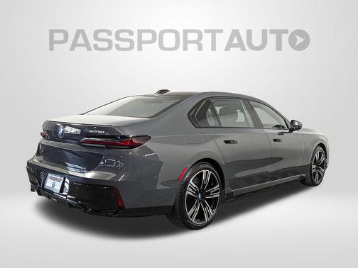 2025 BMW i7 xDrive60