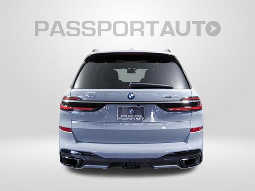 Brooklyn Grey Metallic 2024 BMW X7 xDrive40i