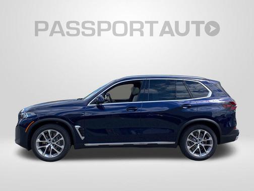 Tanzanite Blue II Metallic 2026 BMW X5 PHEV xDrive50e