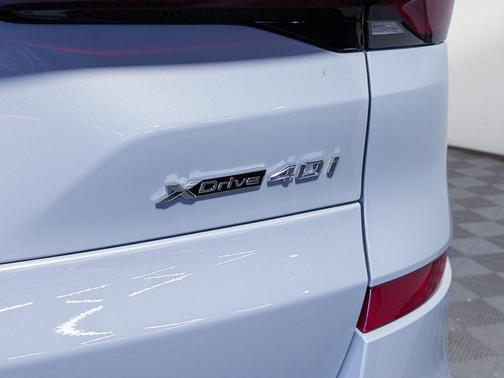 Brooklyn Grey Metallic 2026 BMW X5 xDrive40i