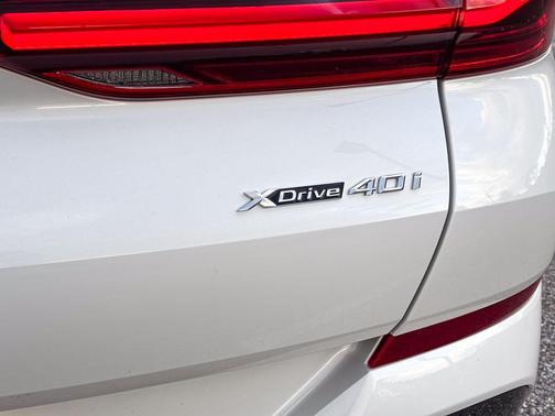 2026 BMW X6 xDrive40i