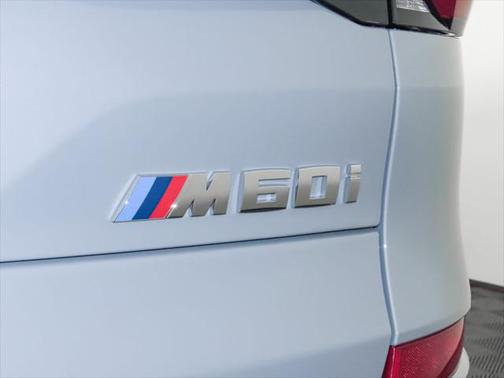 2026 BMW X5 M60i