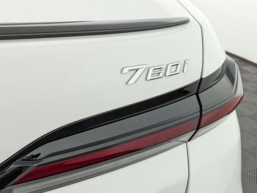2025 BMW 760 i xDrive