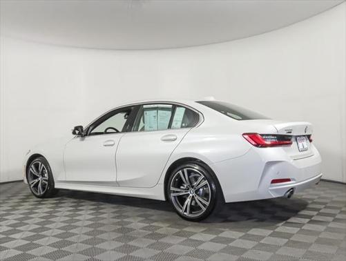 2024 BMW 330 i xDrive