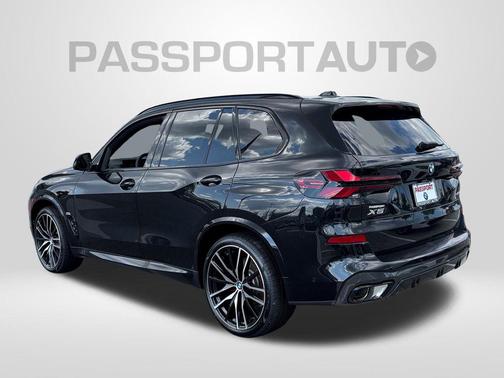 Black Sapphire Metallic 2026 BMW X5 xDrive40i