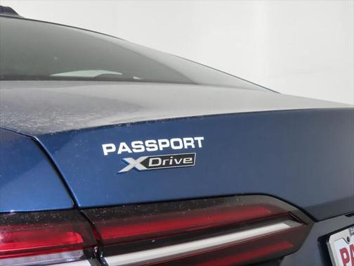 2025 BMW 530 i xDrive