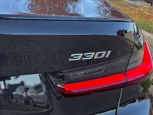 2026 BMW 330 i xDrive