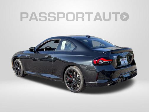 2025 BMW M240 i xDrive