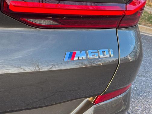 2026 BMW X6 M60i