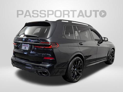2026 BMW X7 M60i