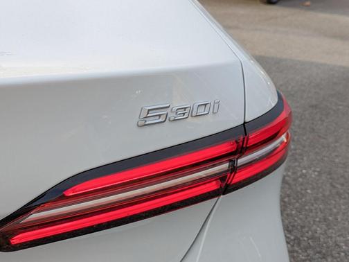 2026 BMW 530 i xDrive