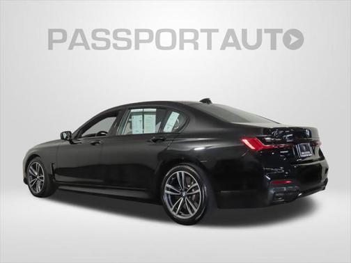 2022 BMW 740 i xDrive